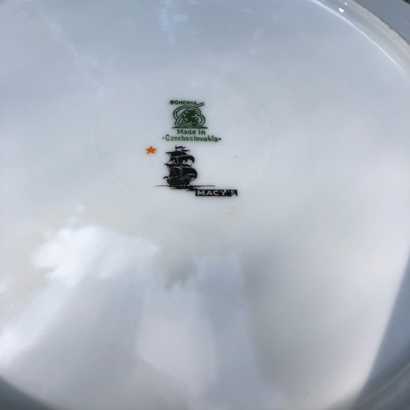 One Vintage Bohemia for Macy’s Floral China Dinner Size Plate - Gold Scroll Trim - Picture 5 of 6